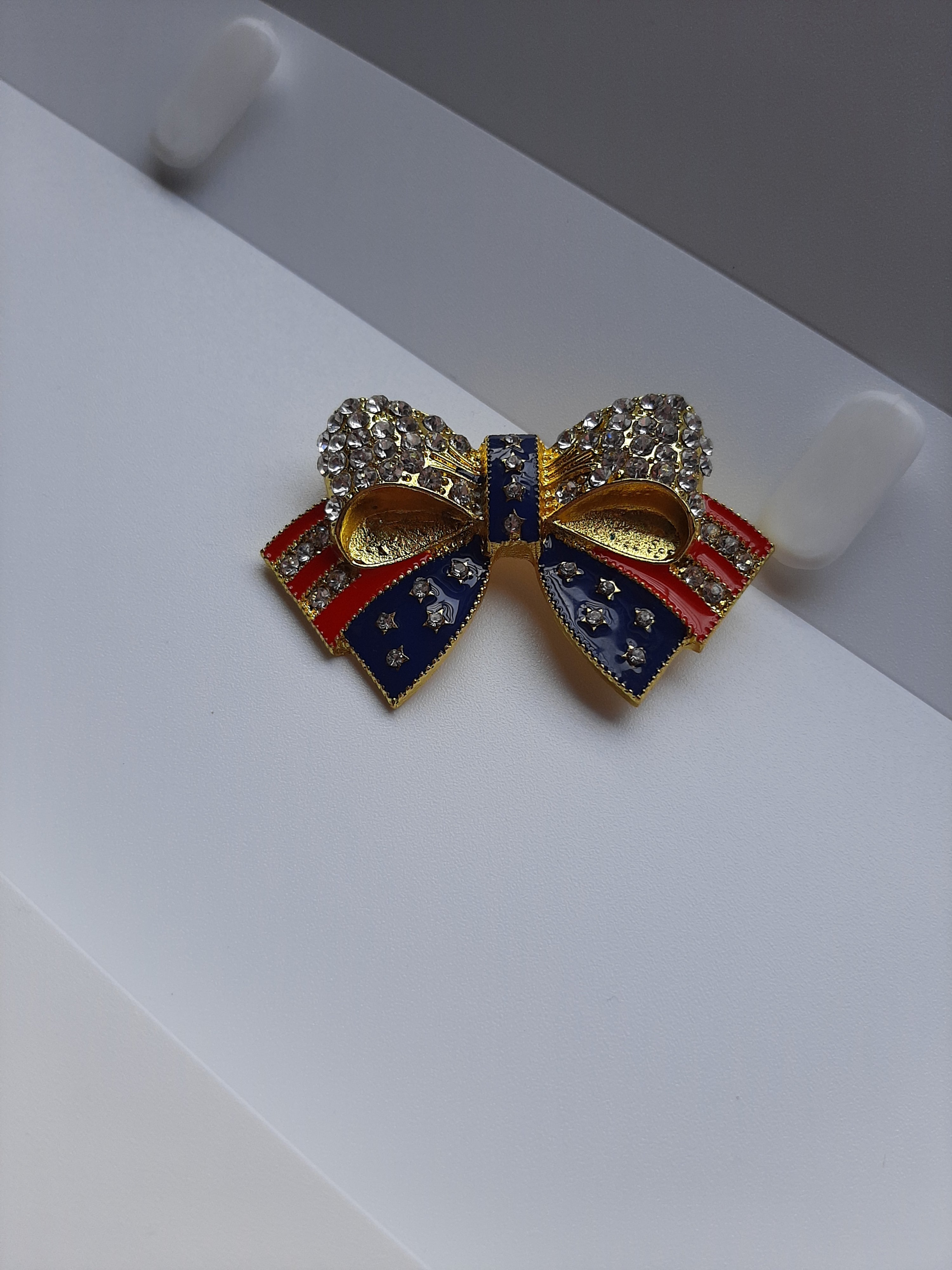 American Flag Bow Pin