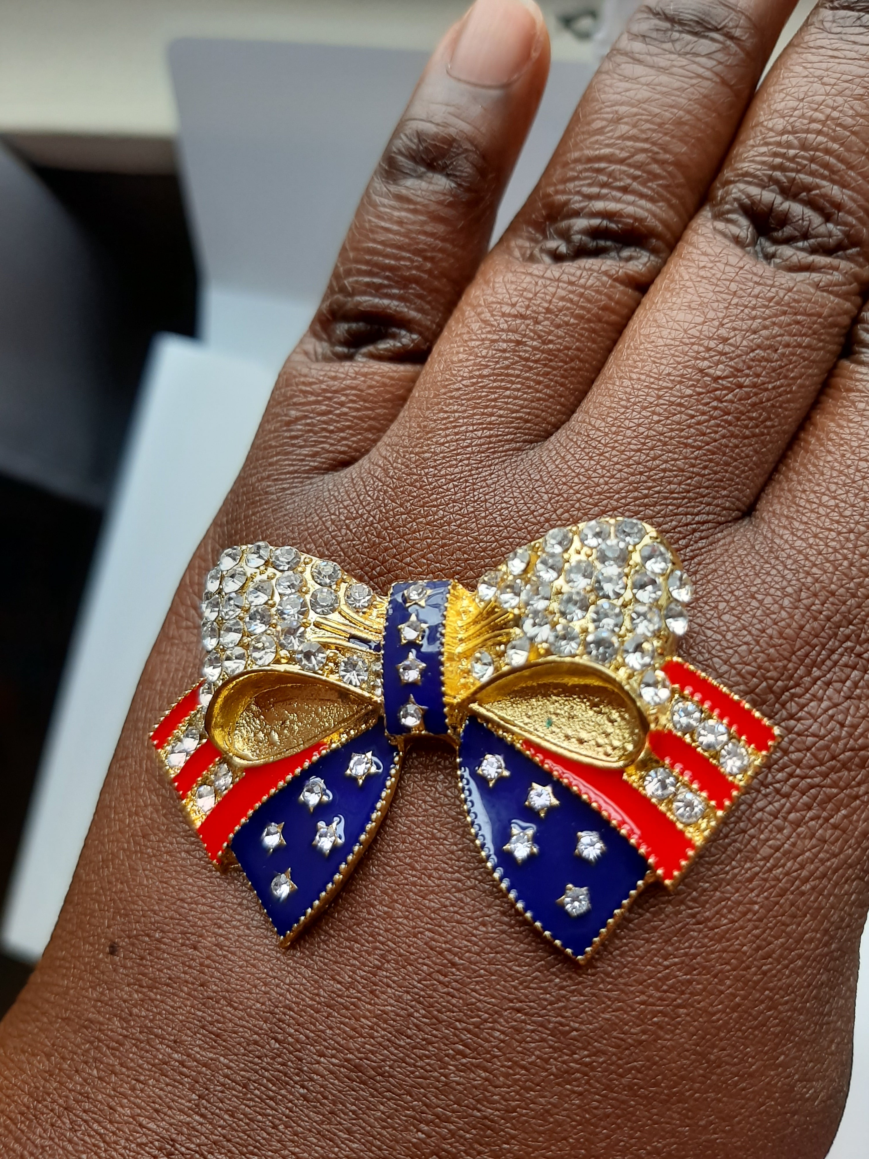 American Flag Bow Pin